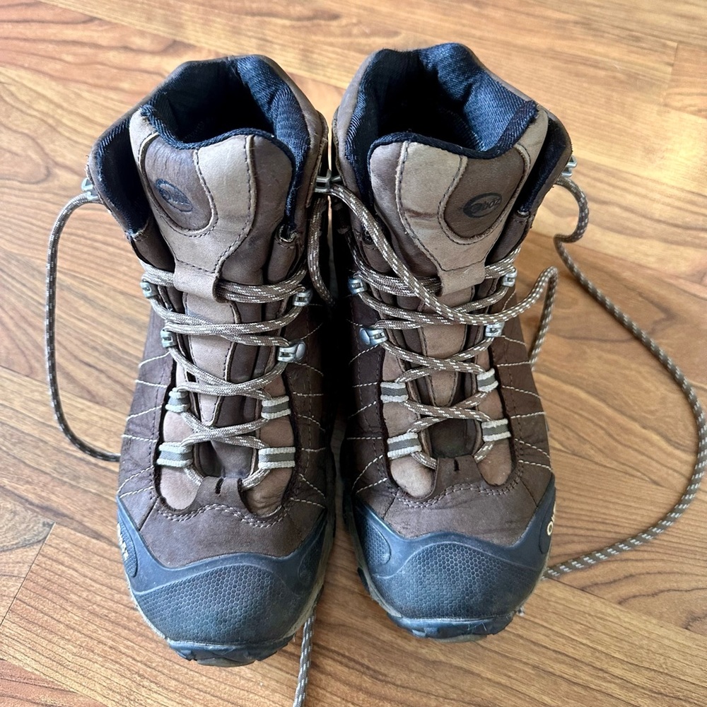 Oboz hiking book women’s 8.5 waterproof